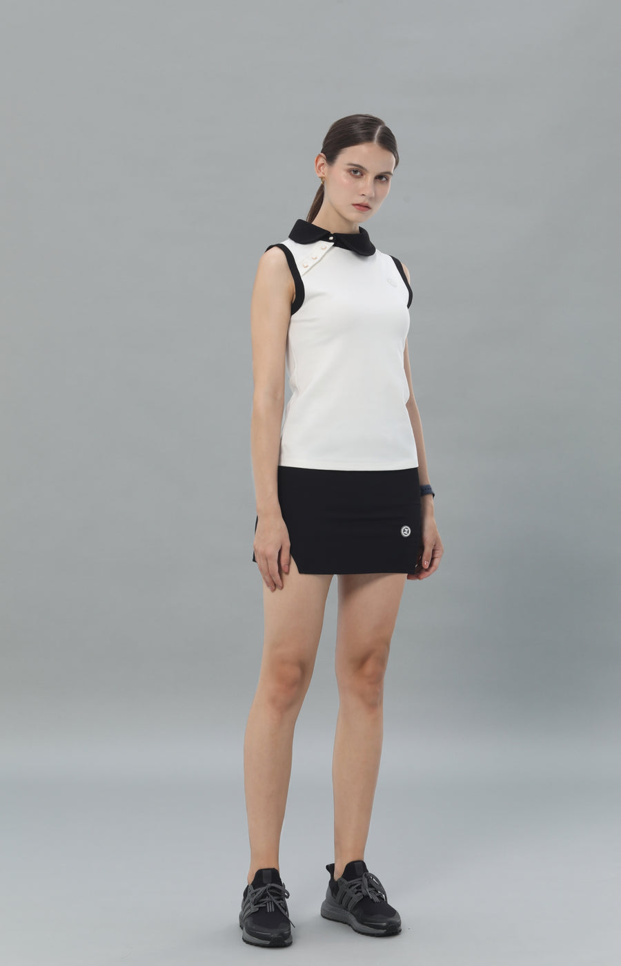 Round Polo Sleeveless Shirt